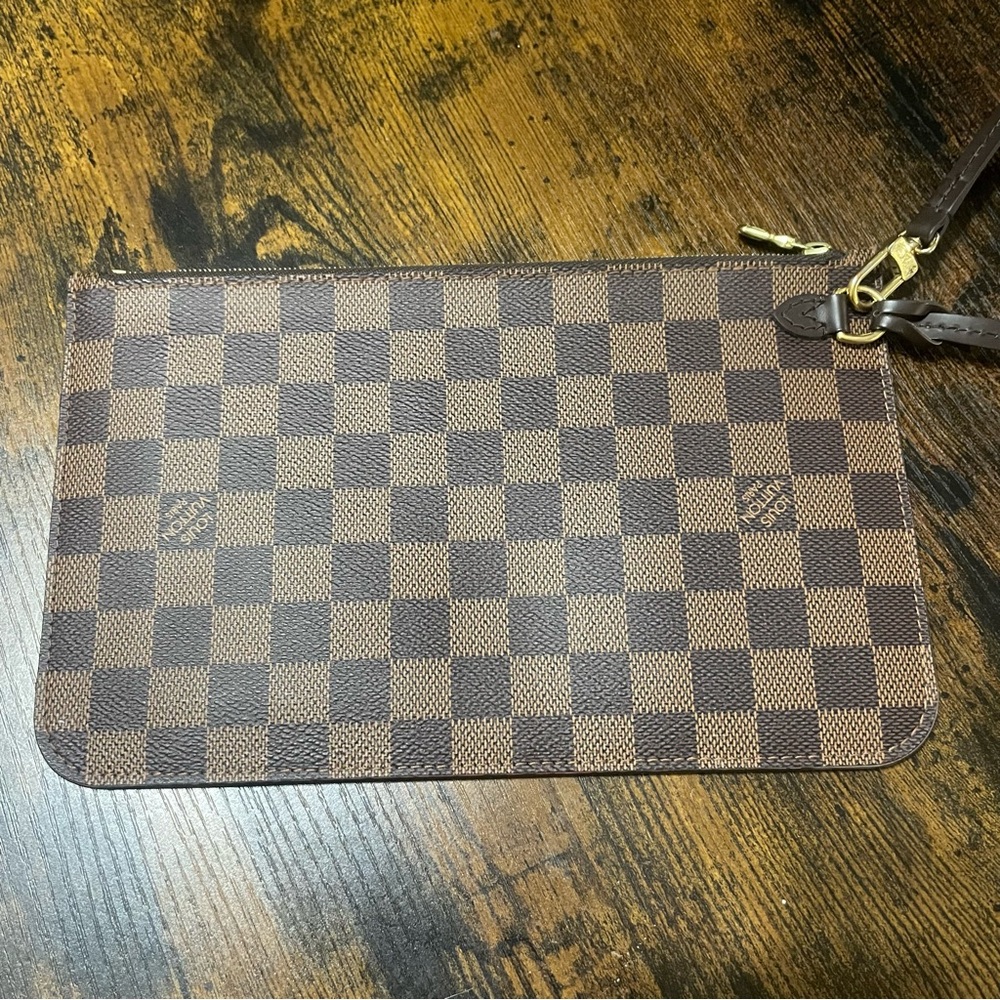 Louis Vuitton LV Damier Ebene Neverfull MM Pouch Wristlet Wallet